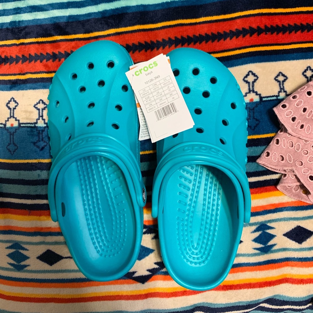 Crocs